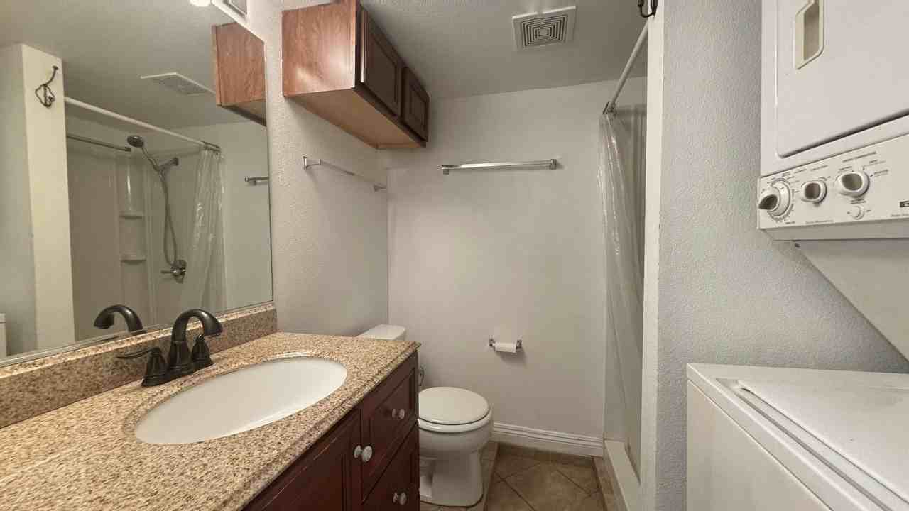 510 W Olive Ave - Photo 4 of 10