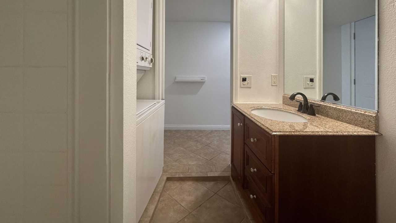 510 W Olive Ave - Photo 5 of 10