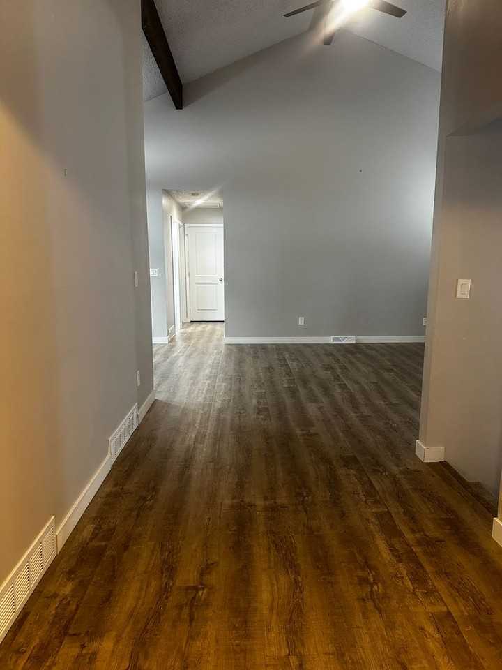 1928 29th Ave - Photo 3 of 48