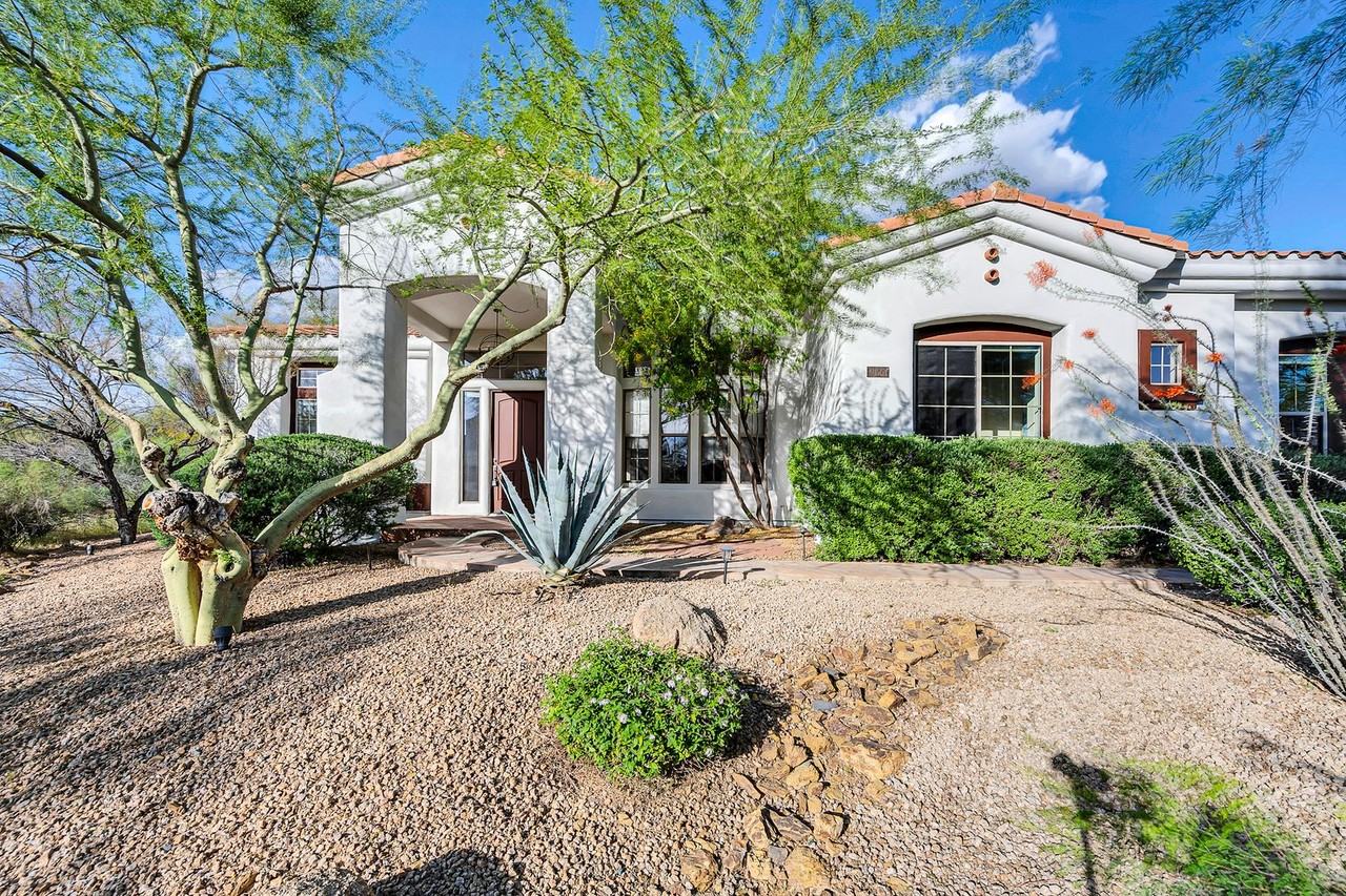 8661 E Preserve Way - Photo 3 of 50