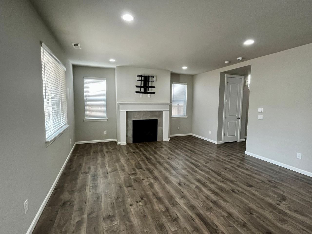 4285 Andasio Loop Se - Photo 3 of 24