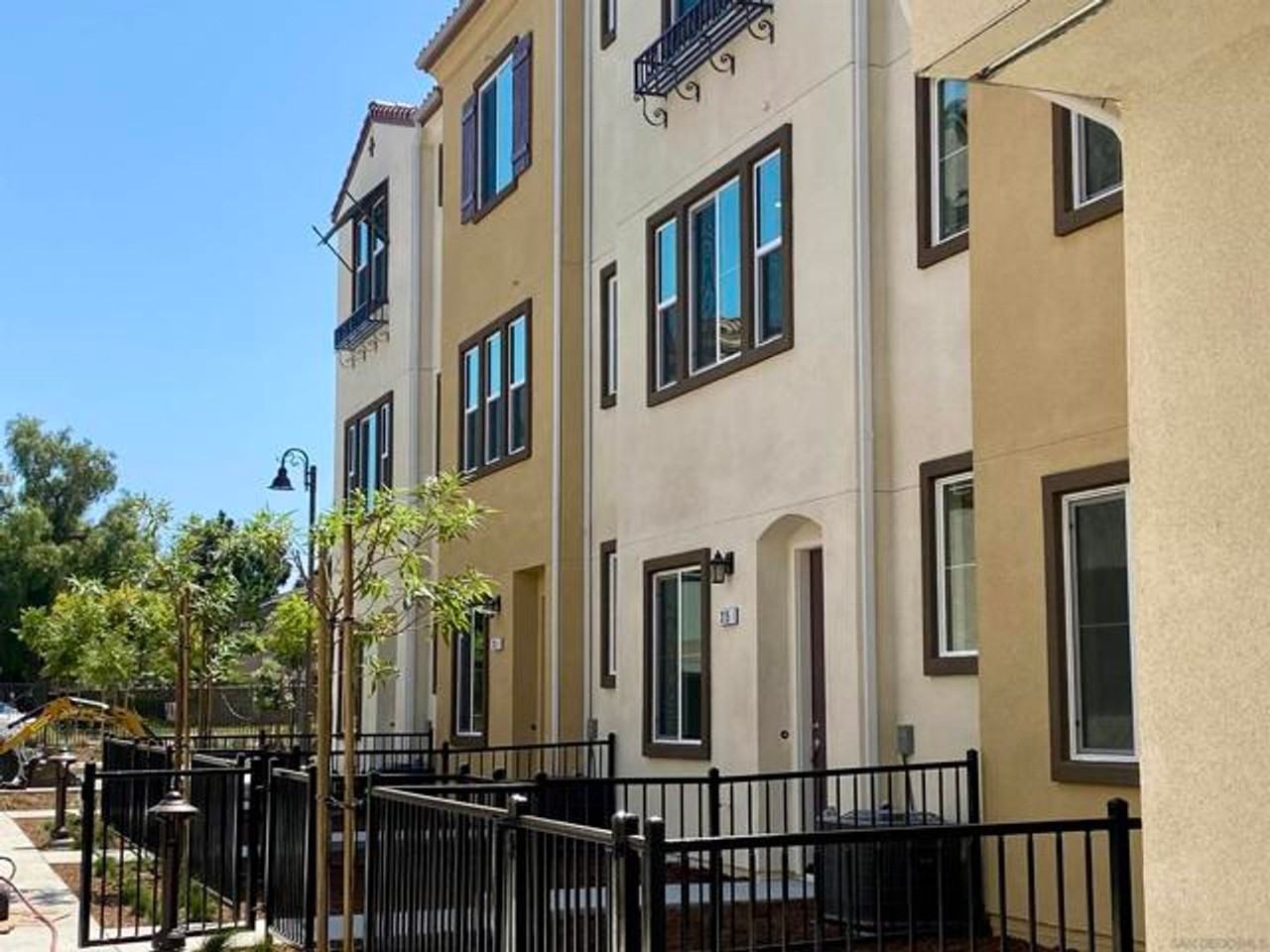 315 Liberty Way - Photo 3 of 43