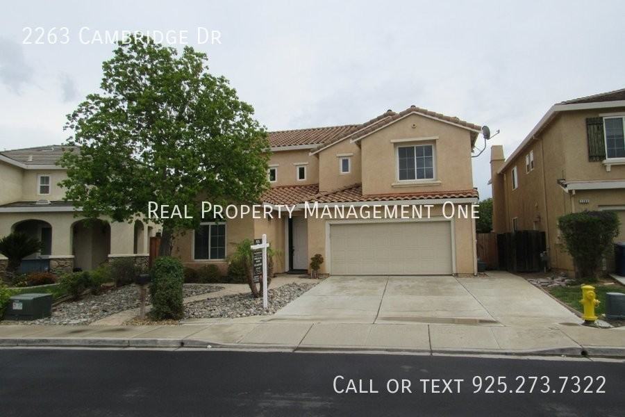 2263 Cambridge Dr - Photo 3 of 31