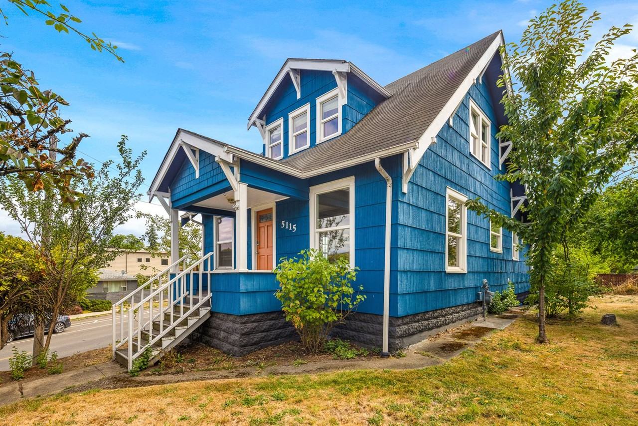 5115 S Mayflower St - Photo 2 of 18