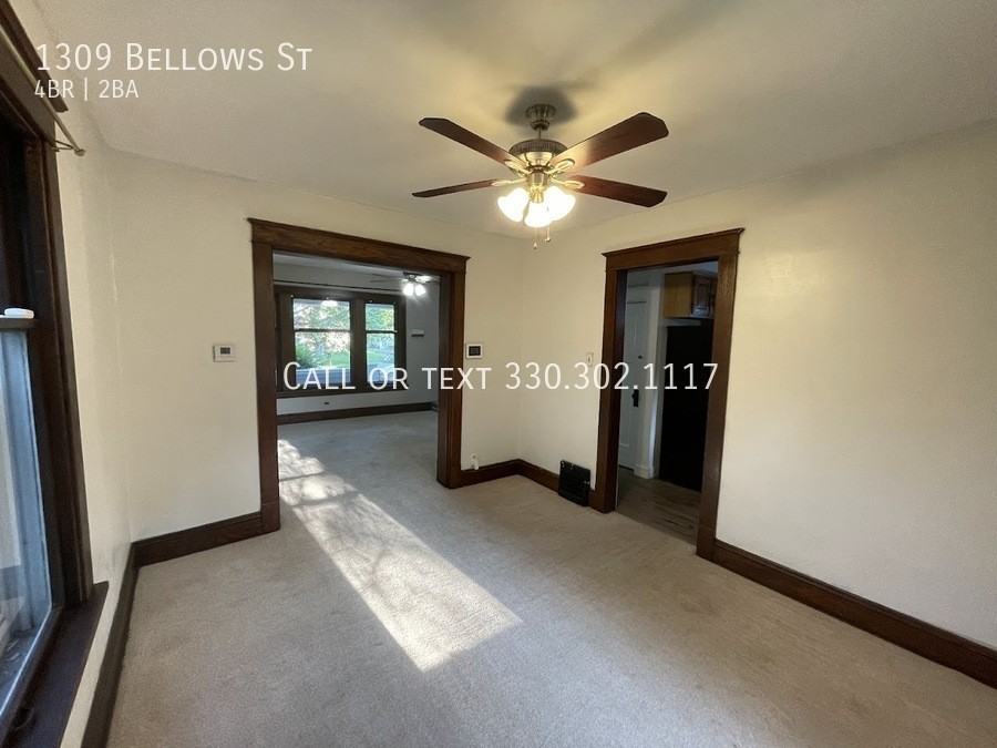 1309 Bellows St - Photo 2 of 15