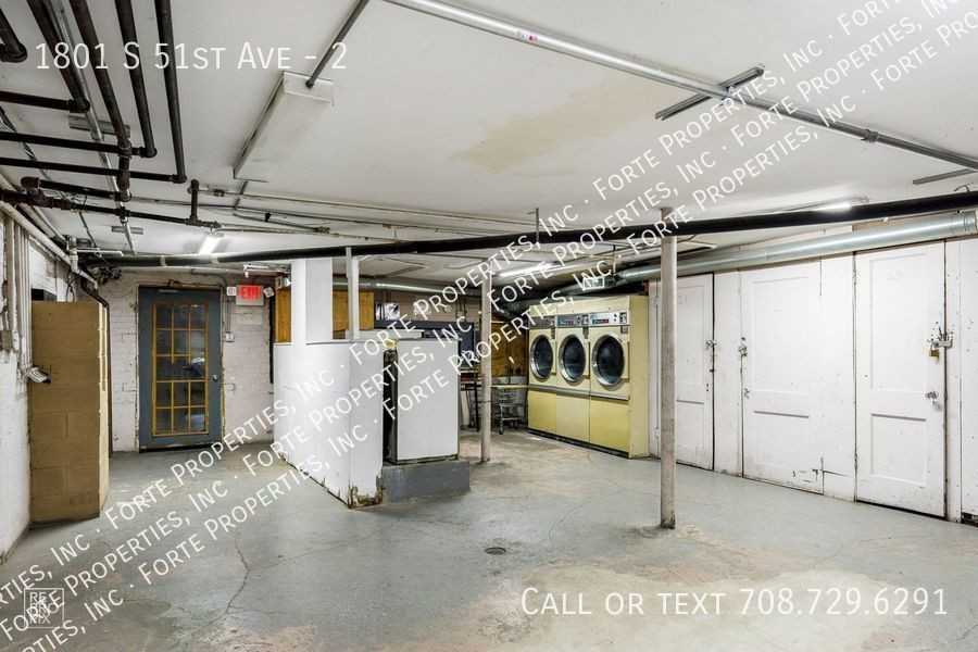 1801 S 51st Ave #2 - Photo 3 of 12