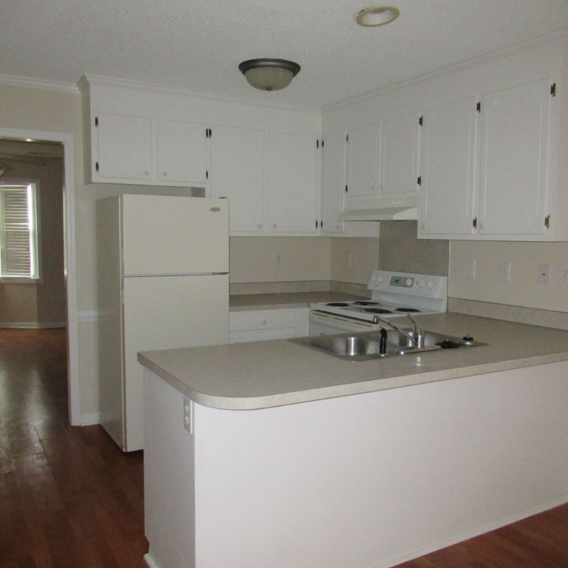 3959 Sterling Pointe Dr #QQQ8 - Photo 4 of 14