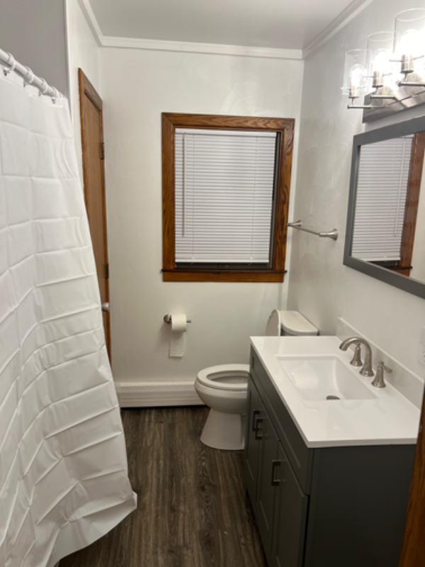 1191 Barnett St - Photo 2 of 8