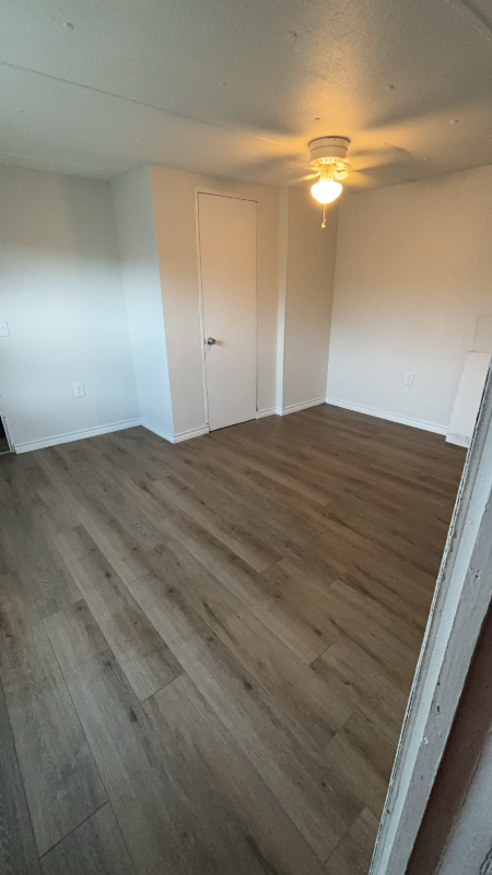 1716 E Market Ave #9 - Photo 5 of 8