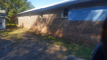 108 Roberts St #101 - Photo 2 of 12