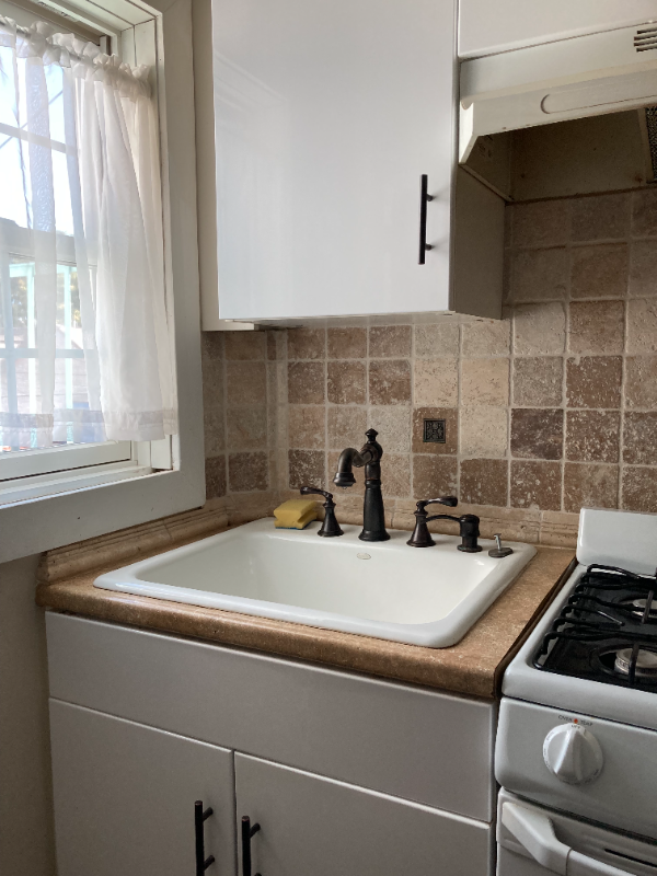 1908 Aliceanna Top Floor - Photo 2 of 8