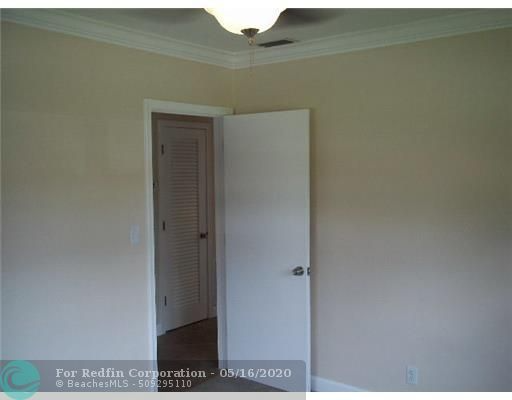 19 Avenue And Nwcourt - Photo 4 of 11