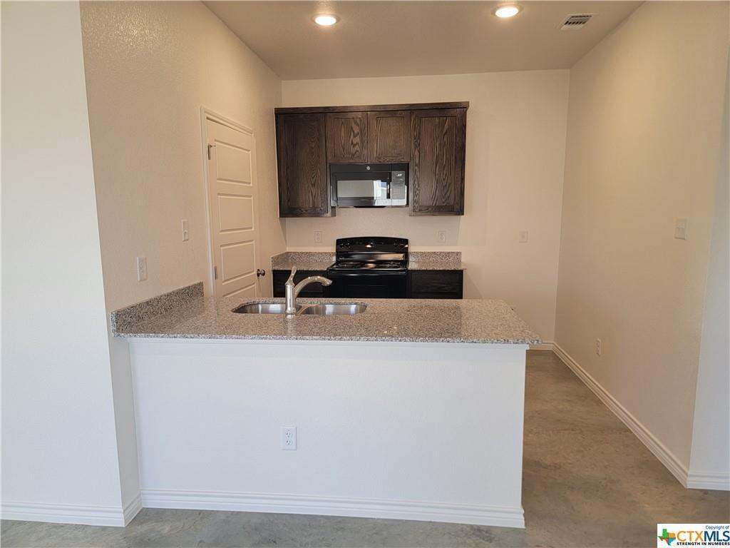 4402 Water Street - Photo 3 of 8