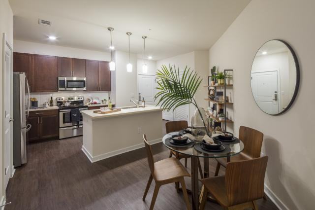 6215 Britney Cir - Photo 2 of 6