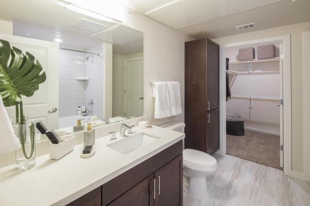 6215 Britney Cir - Photo 5 of 6