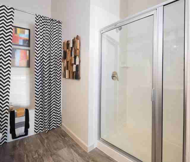 12631 Vance Jackson Road - Photo 3 of 7