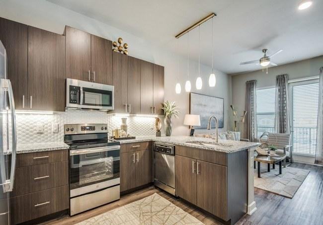 211 North Ervay Street - Photo 6 of 7