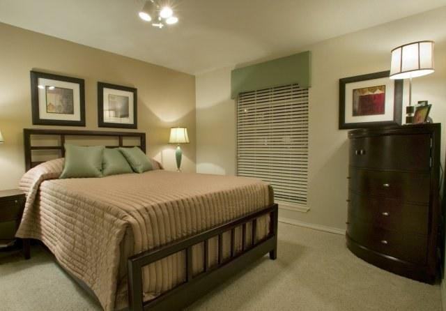 720 Latimer Expy - Photo 3 of 4