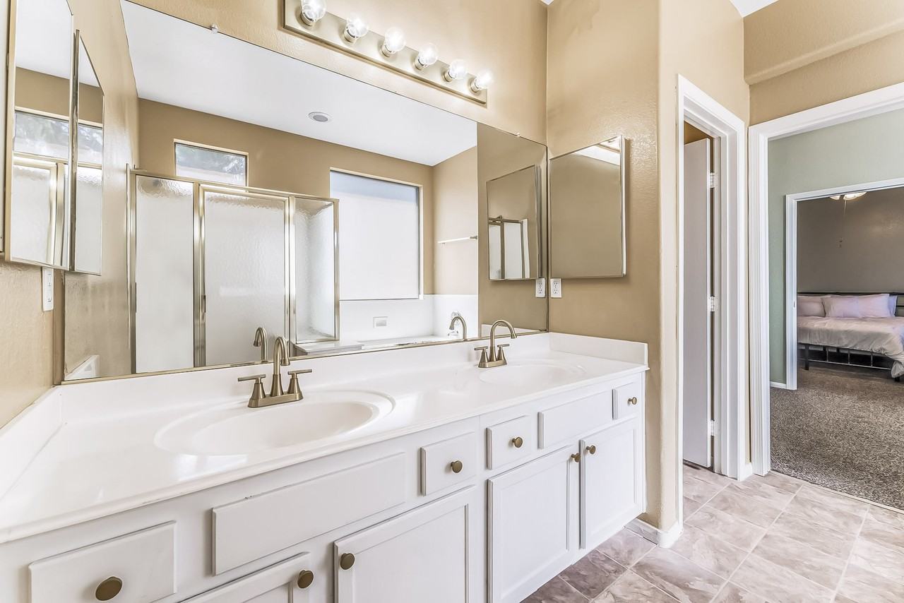 Rockpine Dr - Photo 5 of 12