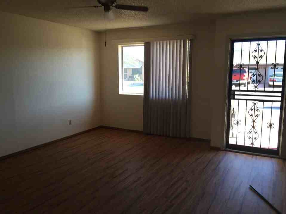 10016 N 97th Ave #B - Photo 3 of 13