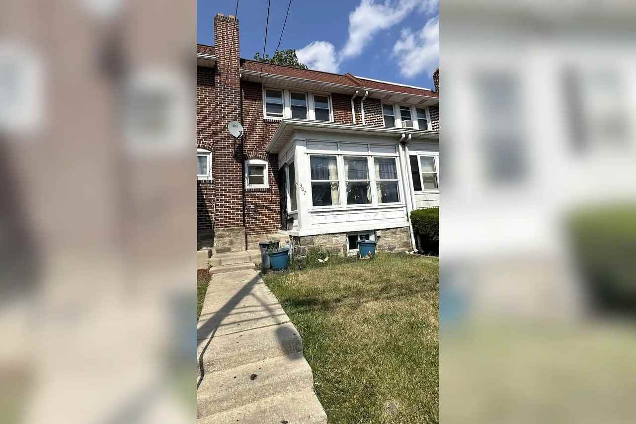 307 Roberta Ave - Photo 2 of 19