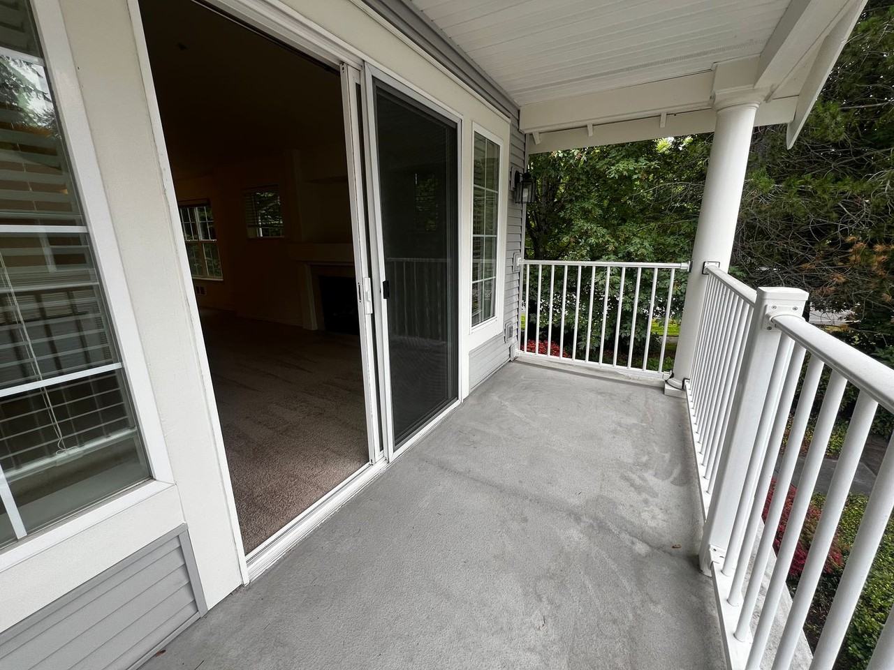 1696 Kennedy Pl - Photo 4 of 26