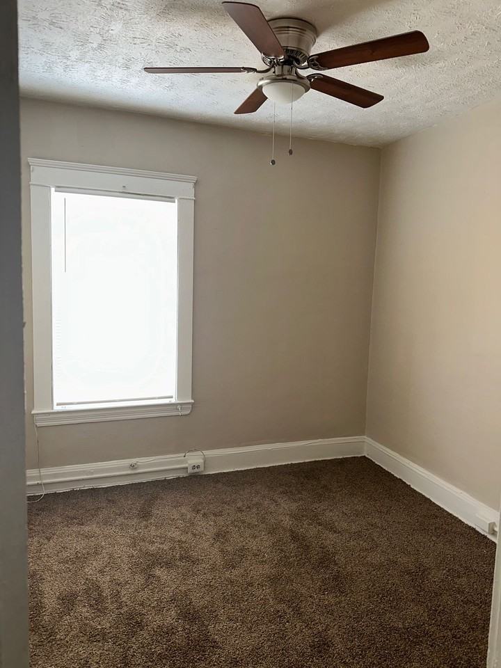 Nice Cossey apartment - Photo 2 of 8