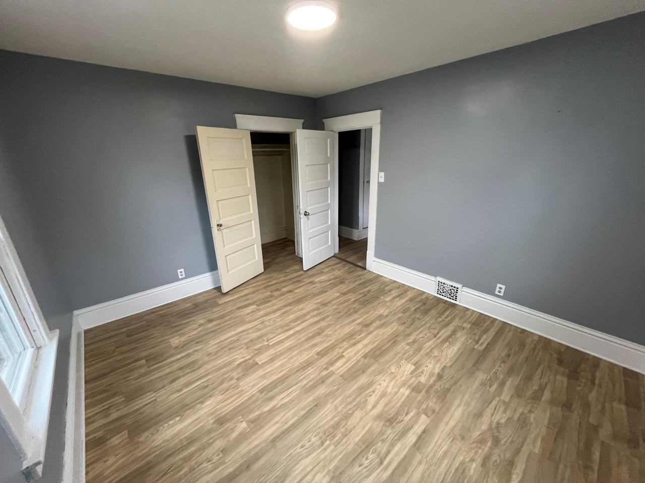 115 W Ely St #121 - Photo 3 of 18