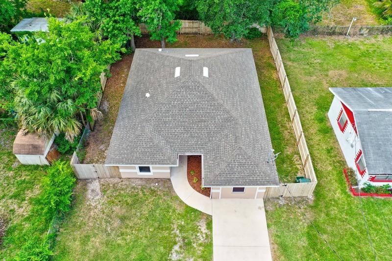 720 Florence St - Photo 4 of 42