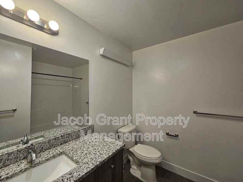 6133 N Freedom Rd #4 - Photo 4 of 11