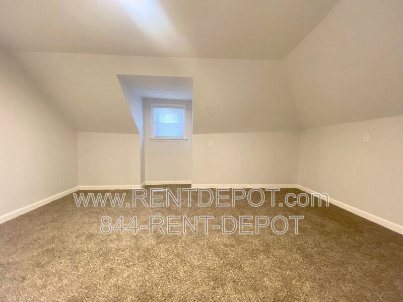 1214 S Bedford Ave - Photo 2 of 13