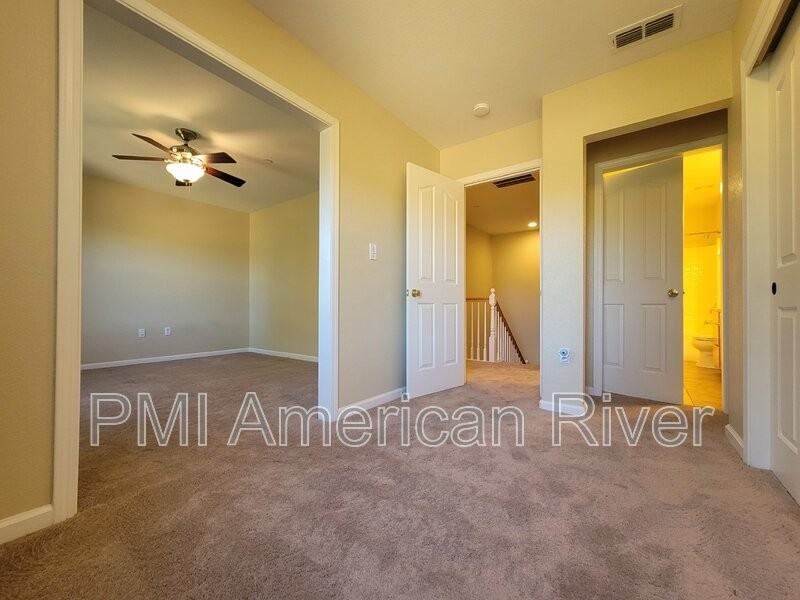 3304 Esplanade Cir - Photo 6 of 21