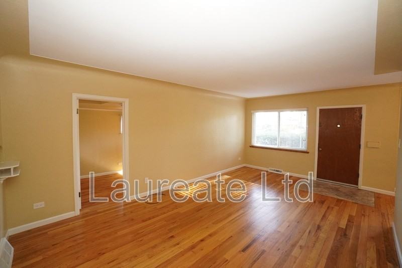 1155 S Jackson St - Photo 3 of 15