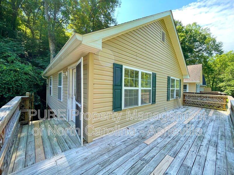 307 Stevens Ln - Photo 2 of 13