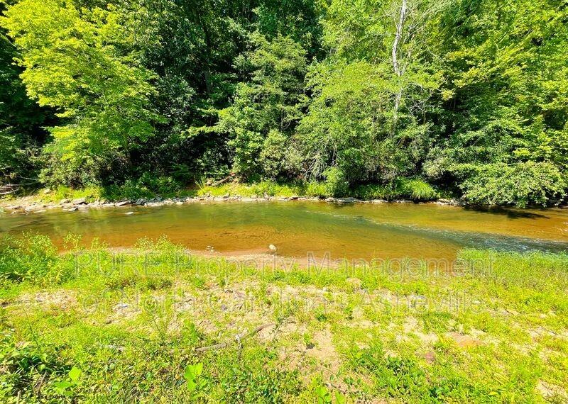 307 Stevens Ln - Photo 3 of 13