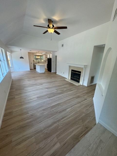 1512 Laurel Glen Blvd - Photo 3 of 15