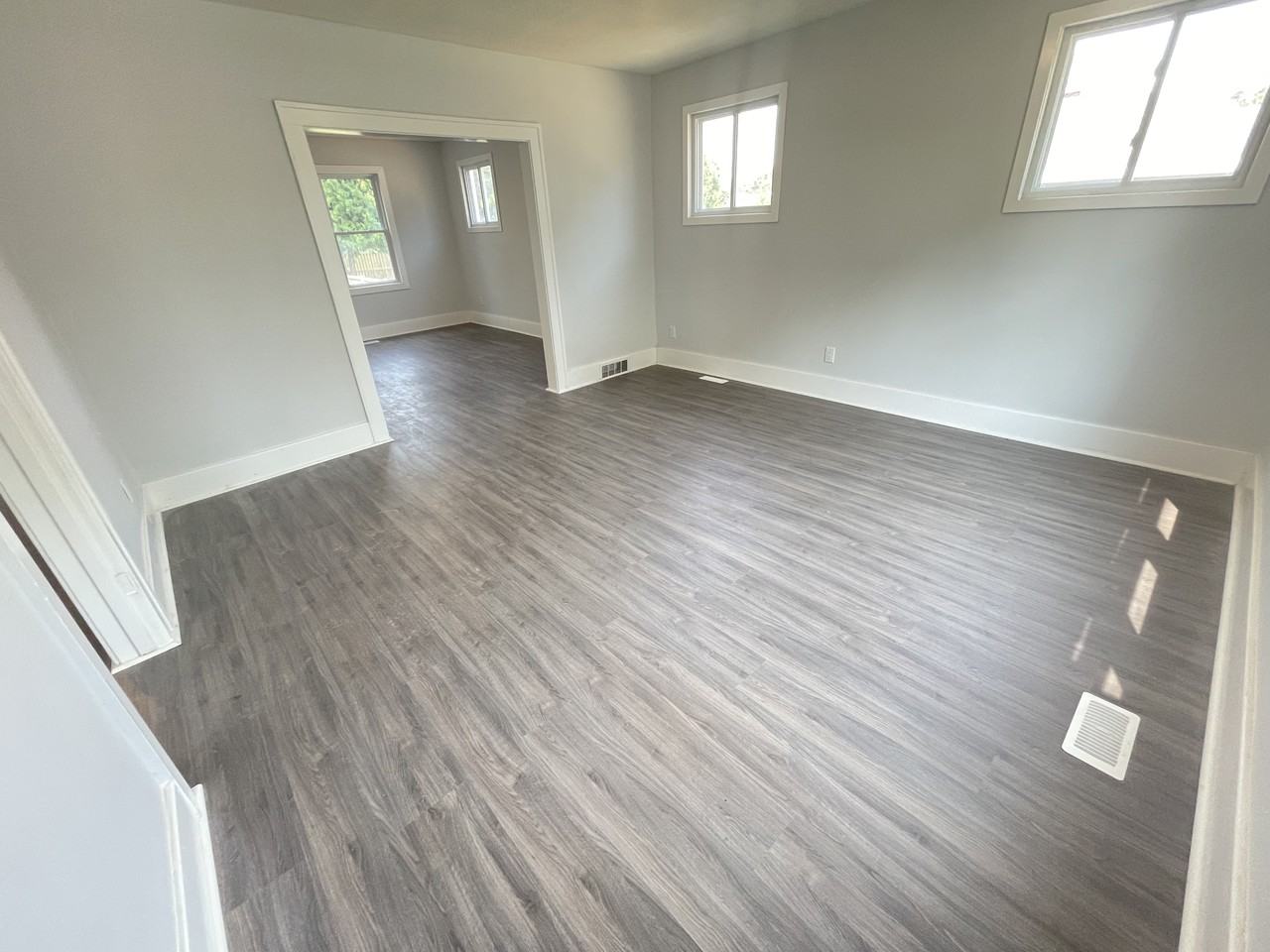 1245 Glidden Ave - Photo 2 of 41