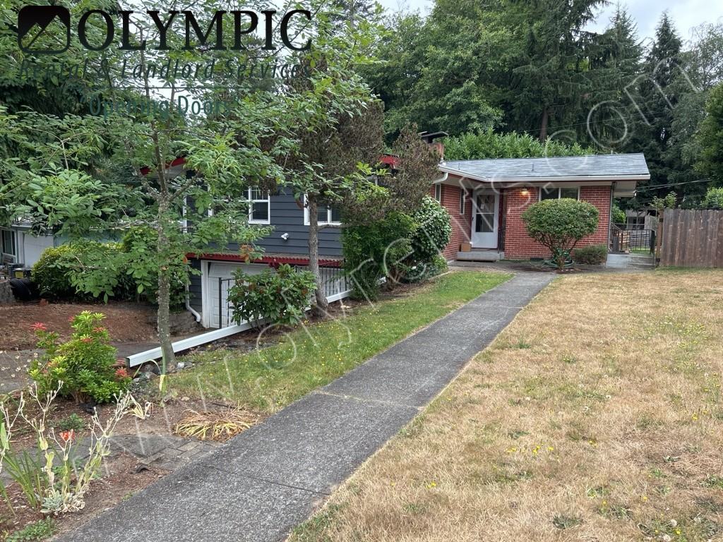 2939 Boundary St Se - Photo 4 of 31