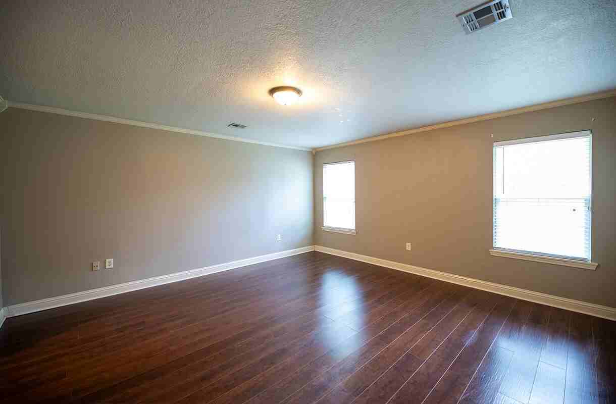 564 Ethel Dr - Photo 4 of 9