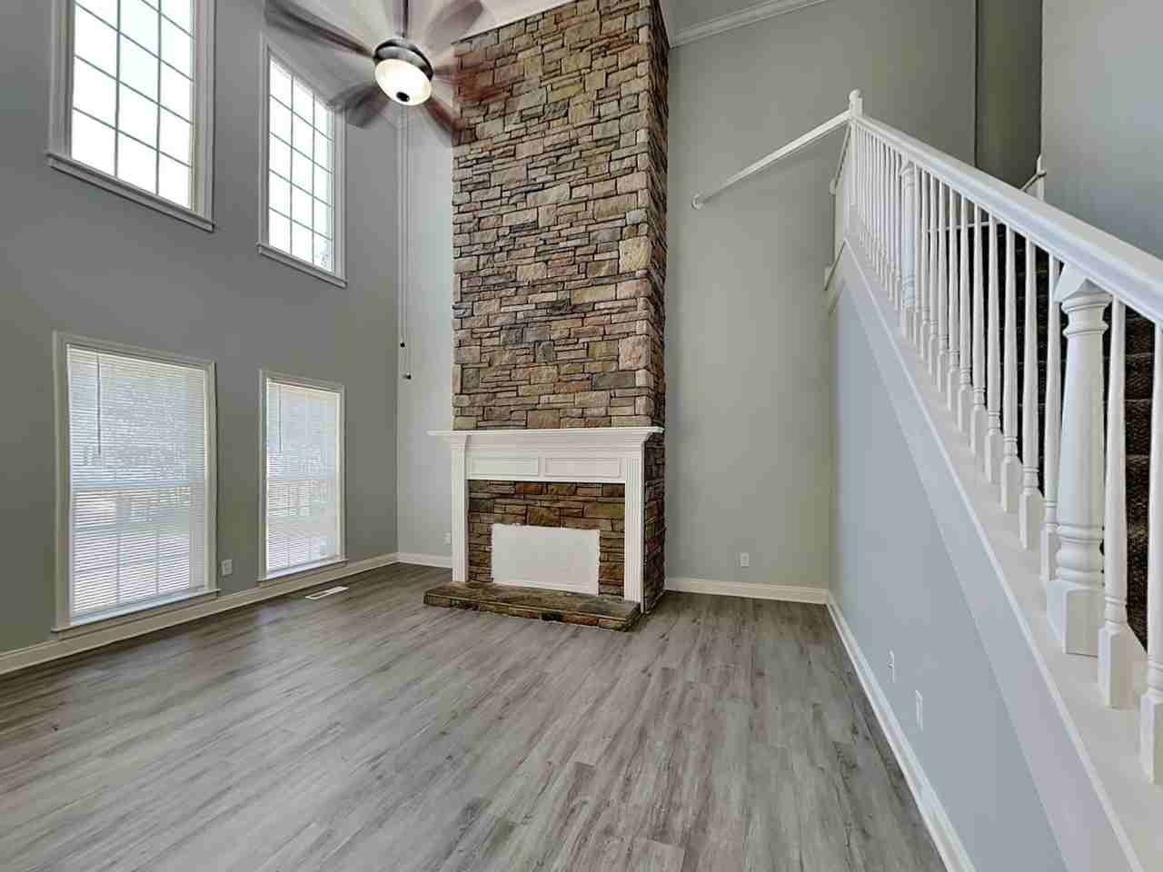 990 Lena St Nw - Photo 2 of 21