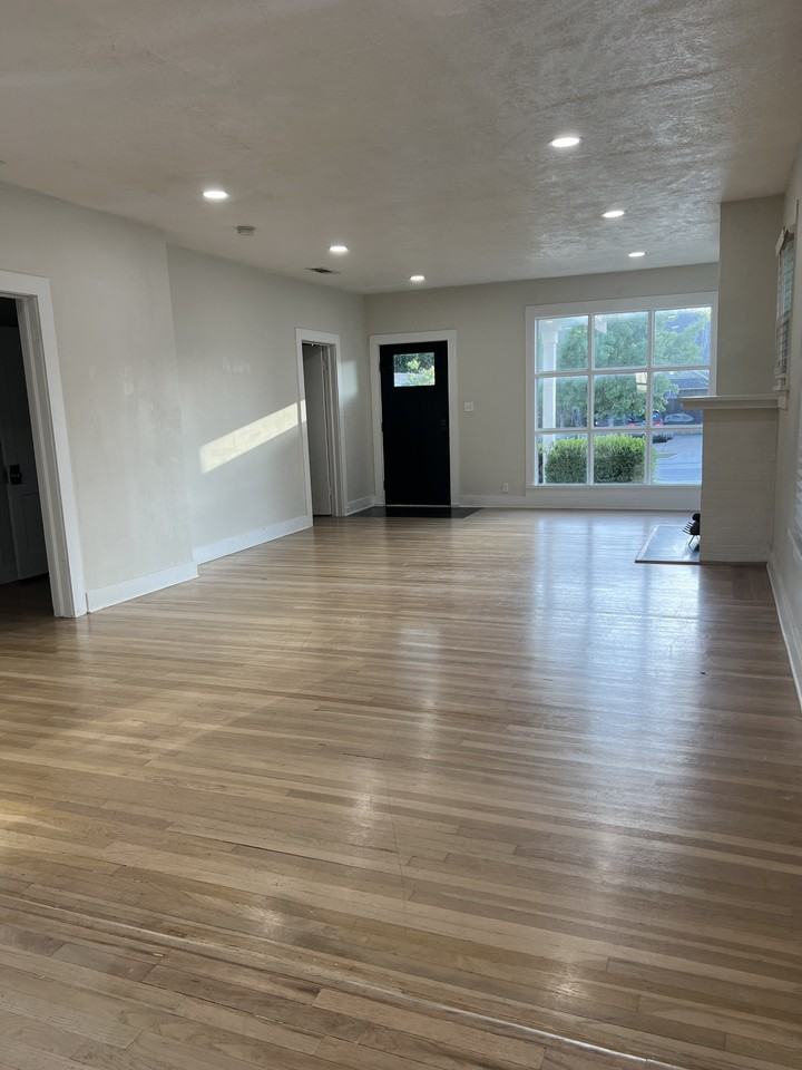 1701 Clover Ln #NA - Photo 2 of 11