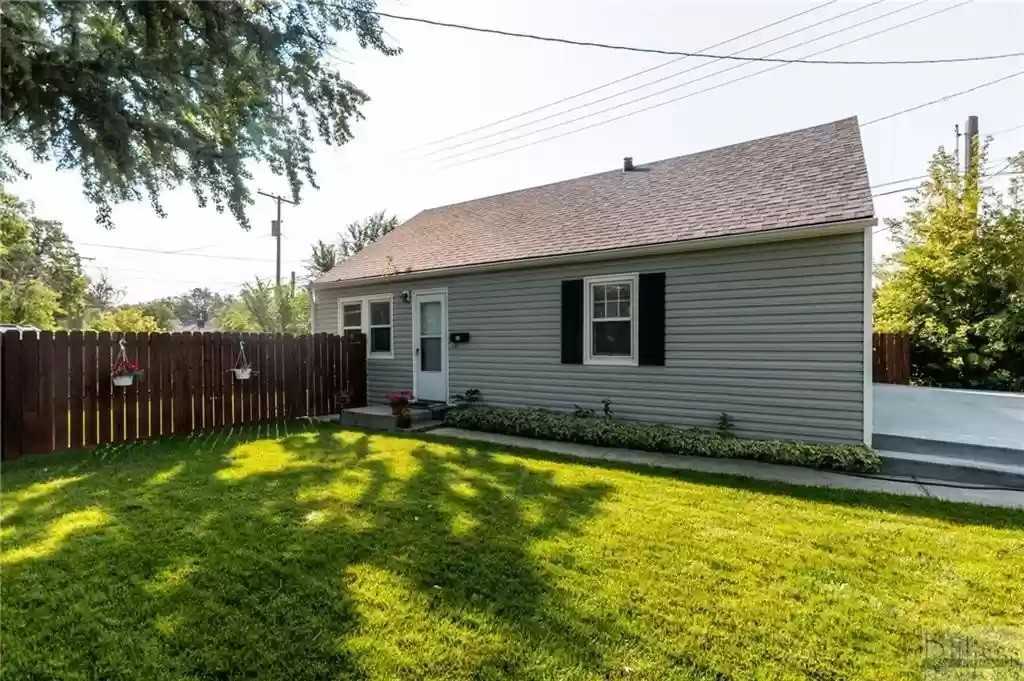 1815 7th St W #NA - Photo 2 of 20