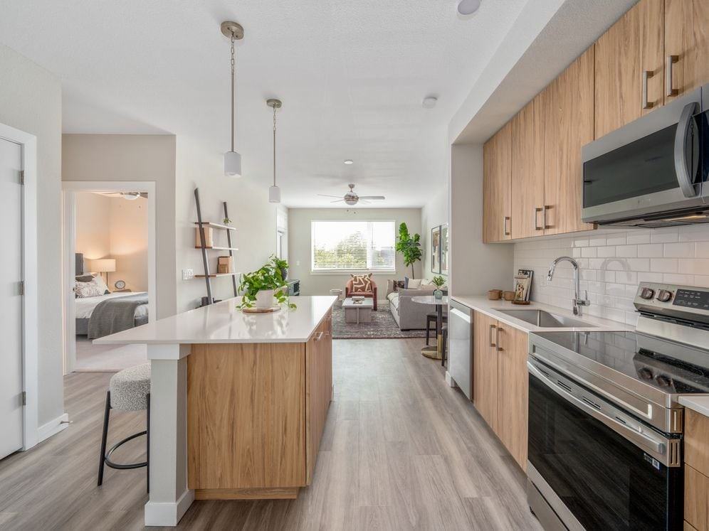 Avalon Westminster Promenade - Photo 4 of 50