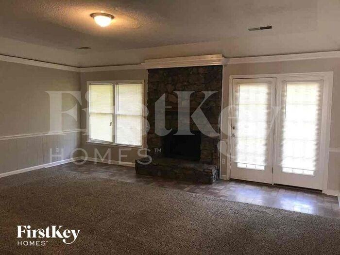 4990 Lake Valley Cv - Photo 2 of 14