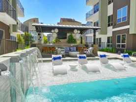 299 W Gray St #B10 - Photo 1 of 1