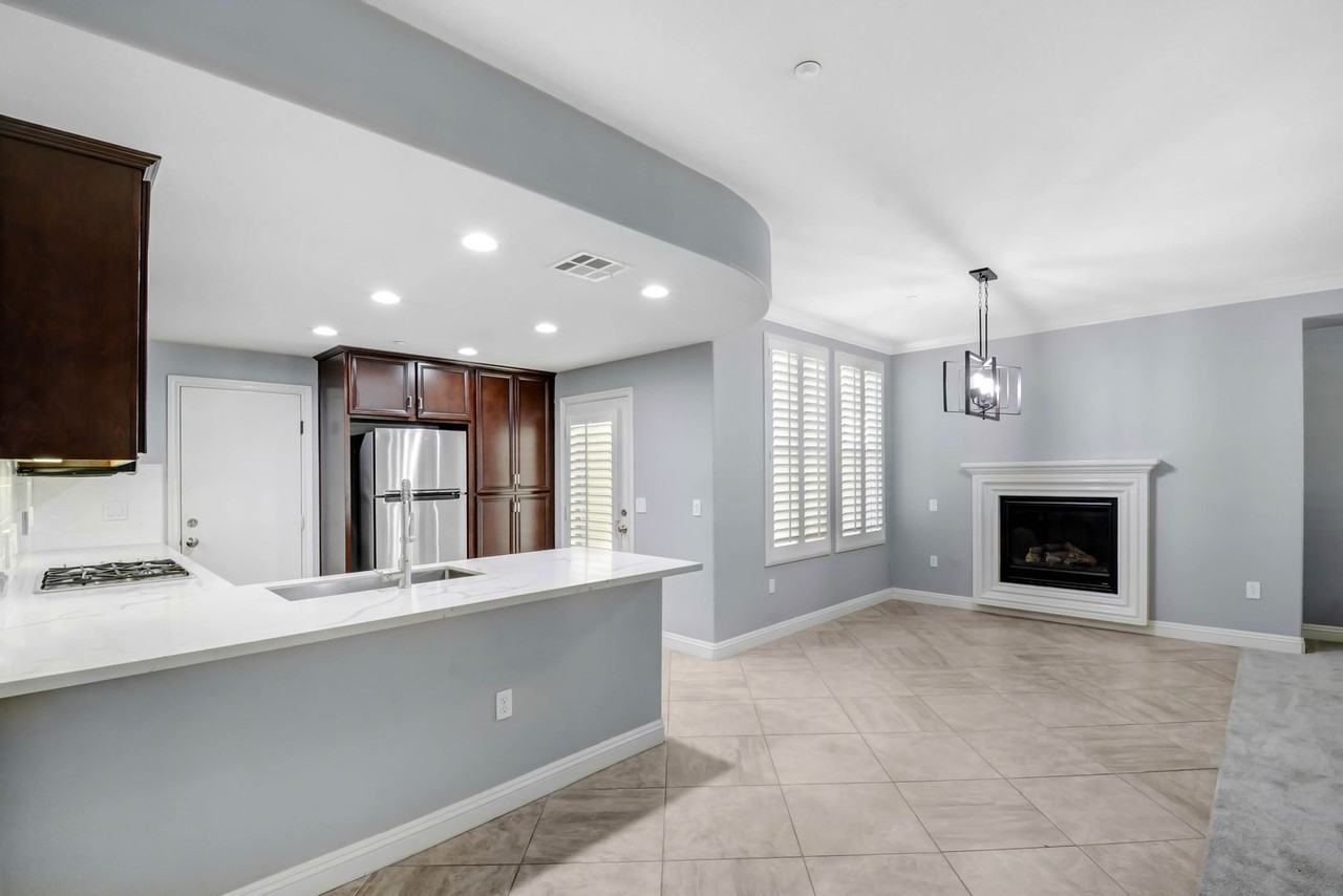 8426 Flora Ln - Photo 4 of 15