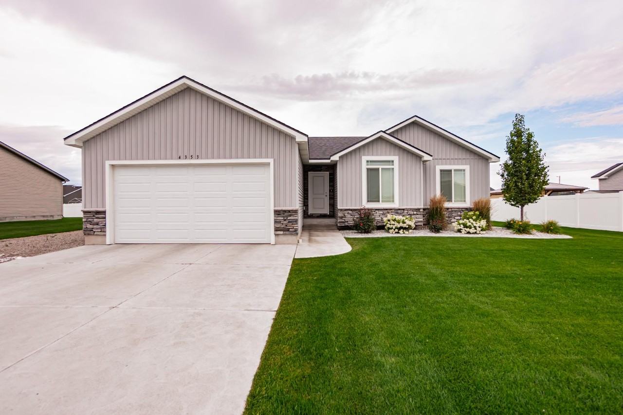 4353 Marlin Dr - Photo 6 of 20