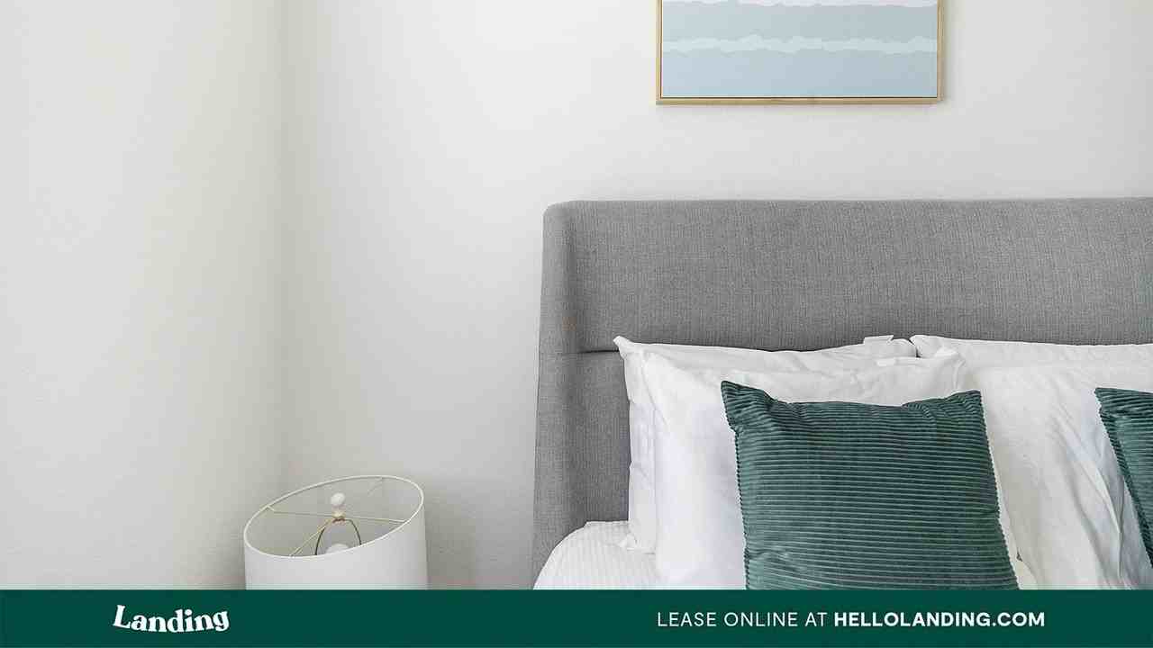 91 Jensen Drive - Photo 3 of 50