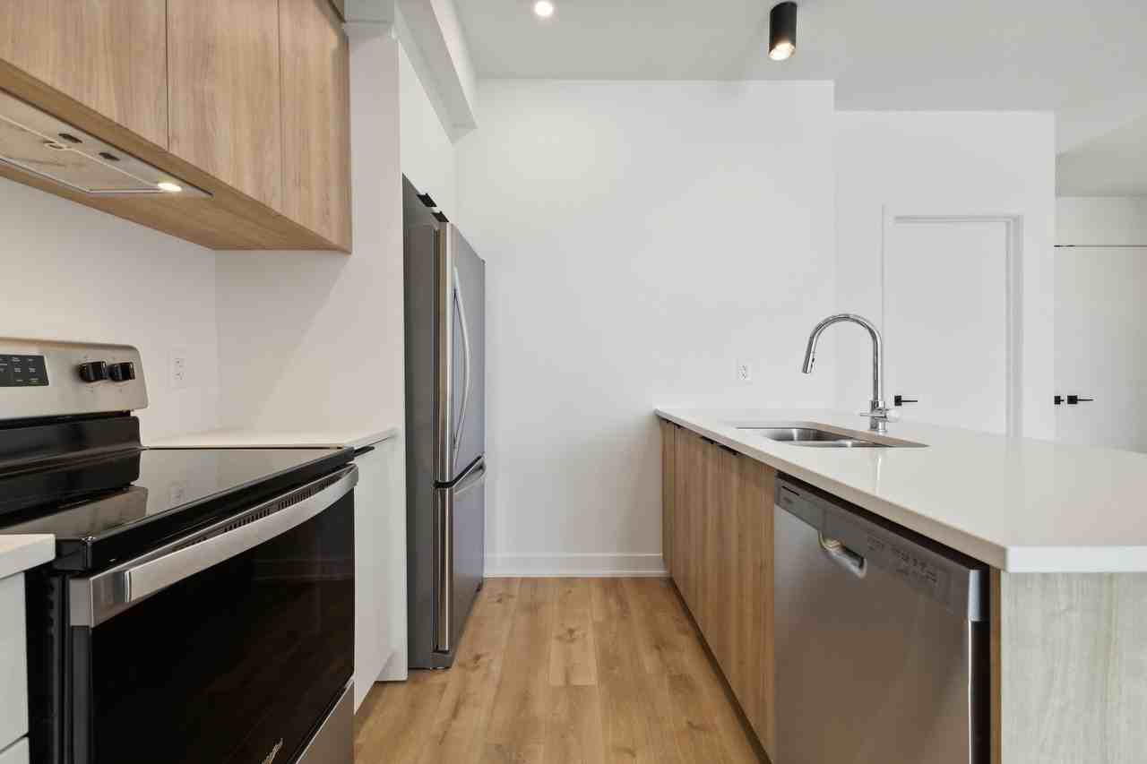 255 Rue Nancy-Elliott #208 - Photo 3 of 11