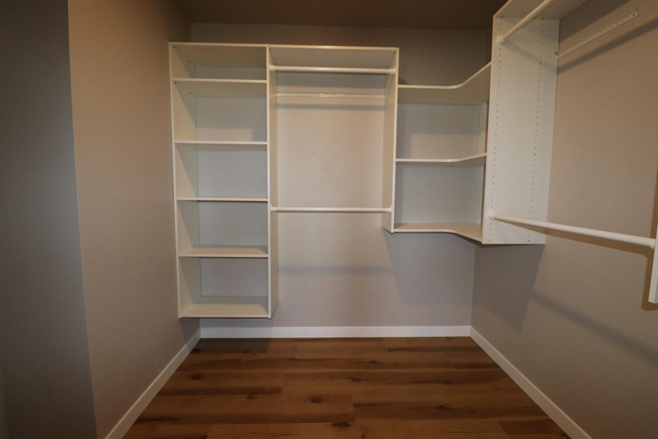 n4068 Mc Hugh Rd - Photo 3 of 39